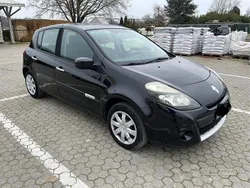 Usata 2010 Renault Clio II Due volumi | 2999 € (Buon prezzo)