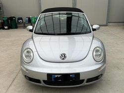 Argento Usata 2009 VW Beetle Cabrio | 7000 € (Buon prezzo)