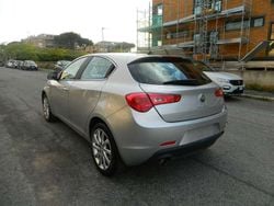 Argento Usata 2013 Alfa Romeo Giulietta Distinctive Due volumi | 7450 € (Buon prezzo)