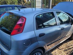 Grigio Usata 2007 Fiat Punto Due volumi | 1999 € (Buon prezzo)