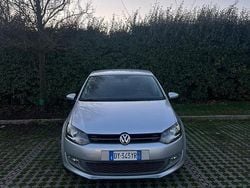 Grigio Usata 2010 VW Polo Tre volumi | 4800 € (Buon prezzo)