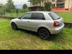 Usata 2000 Audi A3 Tre volumi | 350 € (Super prezzo)