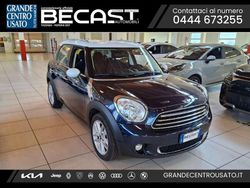 Blu metallizzato Usata 2012 Mini Cooper D Countryman SUV | 9200 € (Cara)