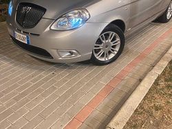 Grigio Usata 2011 Lancia Ypsilon Due volumi | 5500 € (Cara)