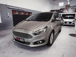Beige Usata 2017 Ford S-MAX Vignale Monovolume | 10.500 € (Buon prezzo)