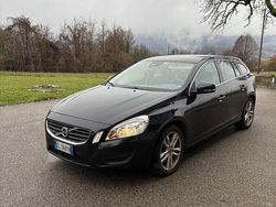 Nero Usata 2012 Volvo V60 Kinetic Station wagon | 5000 € (Buon prezzo)