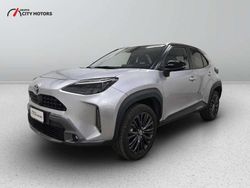 Silver met & black Usata 2022 Toyota Yaris Cross SUV | 20.300 € (Buon prezzo)
