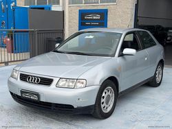Grigio Usata 1998 Audi A3 Attraction Tre volumi | 2500 € (Buon prezzo)