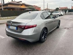 Grigio Usata 2018 Alfa Romeo Giulia Business Tre volumi | 17.500 € (Ottimo prezzo)