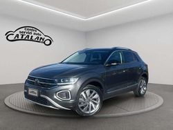 Grigio Usata 2022 VW T-Roc R-line SUV | 22.990 € (Buon prezzo)