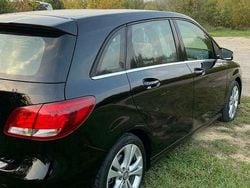 Usata 2016 Mercedes B200 Executive Monovolume | 9900 € (Buon prezzo)