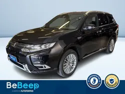 Nero metallizzato Usata 2019 Mitsubishi Outlander P-HEV SUV | 21.000 €
