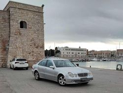 Usata 2006 Mercedes E280 Avantgarde Tre volumi | 5900 € (Buon prezzo)