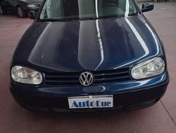 Blu Usata 2002 VW Golf IV Highline Tre volumi | 2900 € (Buon prezzo)