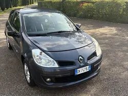 Usata 2007 Renault Clio II Dynamique Tre volumi | 2899 € (Buon prezzo)