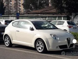 Bianco Usata 2009 Alfa Romeo MiTo Distinctive Due volumi | 3900 € (Buon prezzo)