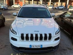 Usata 2016 Jeep Cherokee Limited SUV | 10.000 €