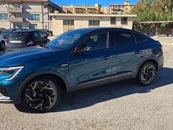 Blu/azzurro Usata 2024 Renault Arkana Techno SUV | 27.500 € (Molto cara)