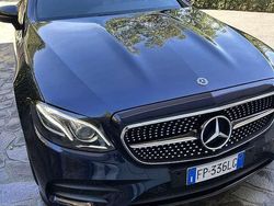 Blu/azzurro Usata 2018 Mercedes E350 Premium Plus Coupé | 36.000 € (Cara)