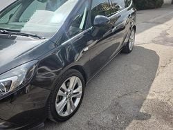 Nero Usata 2012 Opel Zafira Tourer Cosmo Monovolume | 5500 € (Buon prezzo)