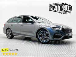 Grigio Usata 2023 Skoda Octavia RS Station wagon | 37.850 € (Buon prezzo)