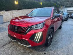 Rosso Usata 2024 Peugeot 2008 Allure SUV | 18.990 € (Buon prezzo)