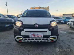 Bianco Usata 2024 Fiat Panda Cross Cross Due volumi | 14.800 € (Buon prezzo)