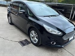 Usata 2017 Ford S-MAX S Monovolume | 15.000 € (Buon prezzo)