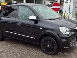 Usata 2022 Renault Twingo Urban Night Due volumi | 13.500 € (Molto cara)