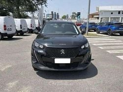 Nero Usata 2022 Peugeot 2008 Active SUV | 15.899 € (Ottimo prezzo)