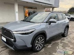 Grigio Usata 2025 Toyota Corolla Cross Trend SUV | 31.990 € (Buon prezzo)