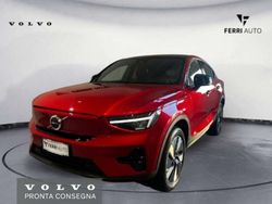 Rosso metallizzato Usata 2024 Volvo EC40 Core SUV | 46.400 € (Cara)