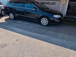 Nero Usata 2010 VW Passat Comfortline Station wagon | 4500 €