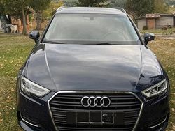Blu Usata 2017 Audi A3 Premium Tre volumi | 12.500 € (Buon prezzo)