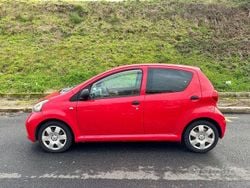 Usata 2007 Toyota Aygo Due volumi | 2600 € (Buon prezzo)