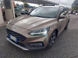 Oro(met.) Usata 2019 Ford Focus Active Station wagon | 13.800 € (Buon prezzo)