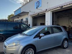 Grigio Usata 2008 Fiat Grande Punto Dynamic Due volumi | 2500 € (Buon prezzo)
