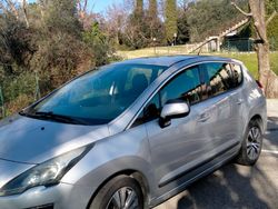 Grigio Usata 2014 Peugeot 3008 Monovolume | 6000 € (Buon prezzo)