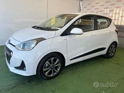 Bianco Usata 2018 Hyundai i10 Due volumi | 7299 € (Buon prezzo)