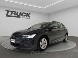 Grigio scuro Usata 2023 VW Golf VIII Life Tre volumi | 23.450 € (Buon prezzo)