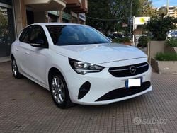 Bianco Usata 2022 Opel Blitz Edition Tre volumi | 9800 € (Ottimo prezzo)