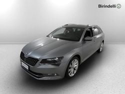 Grigio Usata 2019 Skoda Superb Executive Station wagon | 19.900 € (Ottimo prezzo)