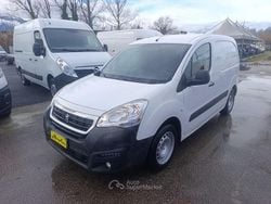 Bianco Usata 2018 Peugeot Partner Premium Monovolume | 6500 € (Buon prezzo)