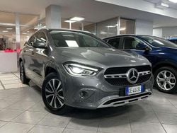 Grigio scuro metallizzato Usata 2021 Mercedes GLA200 SUV | 37.000 € (Buon prezzo)