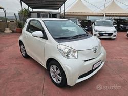Bianco Usata 2010 Toyota iQ Due volumi | 5490 € (Ottimo prezzo)
