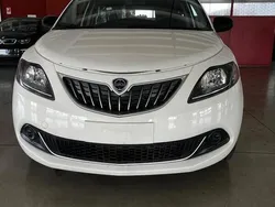 Bianco Nuova 2024 Lancia Ypsilon S Due volumi | 15.390 € (Buon prezzo)