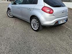 Grigio Usata 2015 Fiat Bravo Due volumi | 5550 € (Buon prezzo)