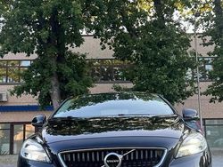 Nero Usata 2017 Volvo V40 Momentum Station wagon | 10.500 € (Buon prezzo)