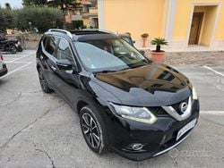 Nero Usata 2015 Nissan X-Trail Tekna SUV | 10.500 € (Ottimo prezzo)