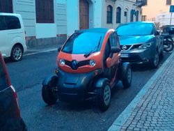 Rosso Usata 2012 Renault Twizy Due volumi | 4500 €